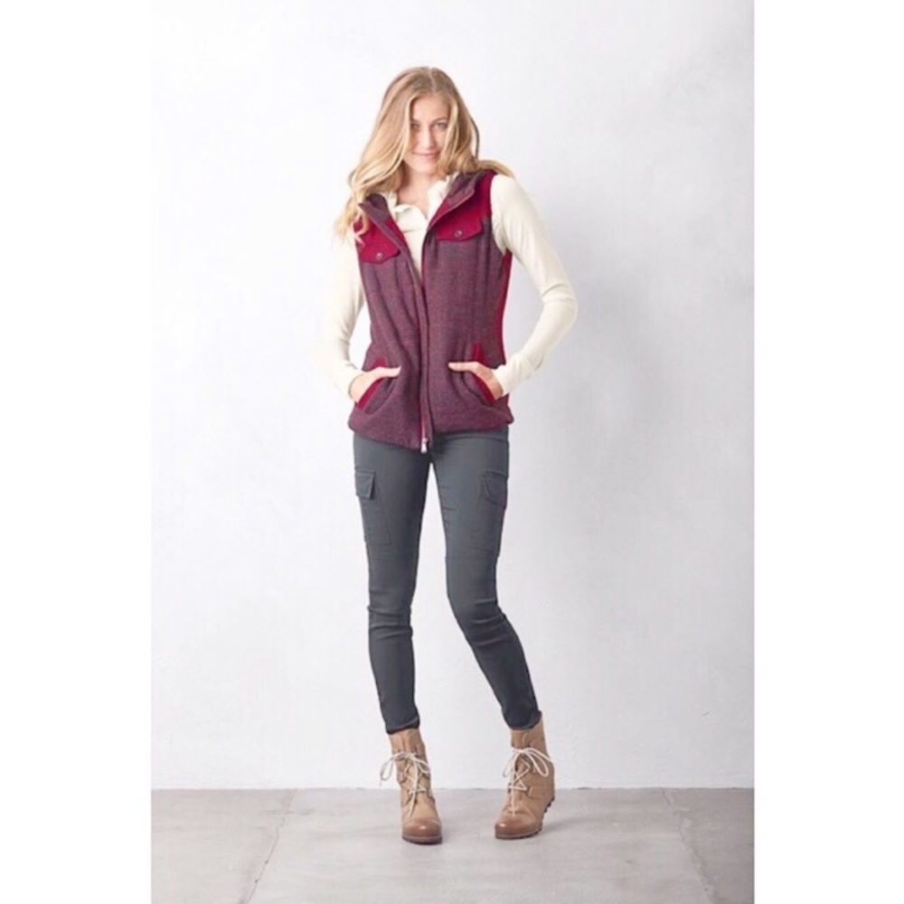 PrAna Meme Pants //
